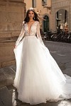65bb4a140a-63d277575b-medium_axelle_25f5e2930fa.jpg